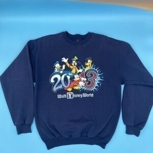 Disney World Mickey Mouse /Donald Duck/Goofy & Pluto Graphic Crewneck Sweatshirt